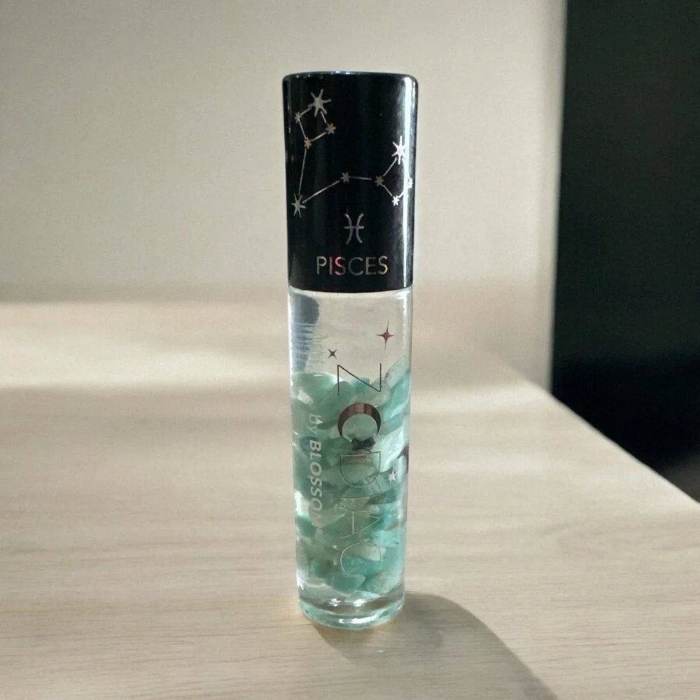 Blossom Pisces Zodiac Lip Gloss – Vanilla Scented w/ Crystals